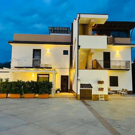 B&B Il Girasole Capo dʼOrlando Dış mekan fotoğraf