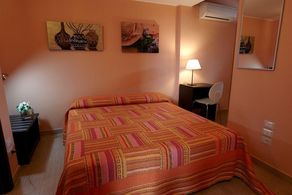 B&B Il Girasole Capo dʼOrlando Dış mekan fotoğraf