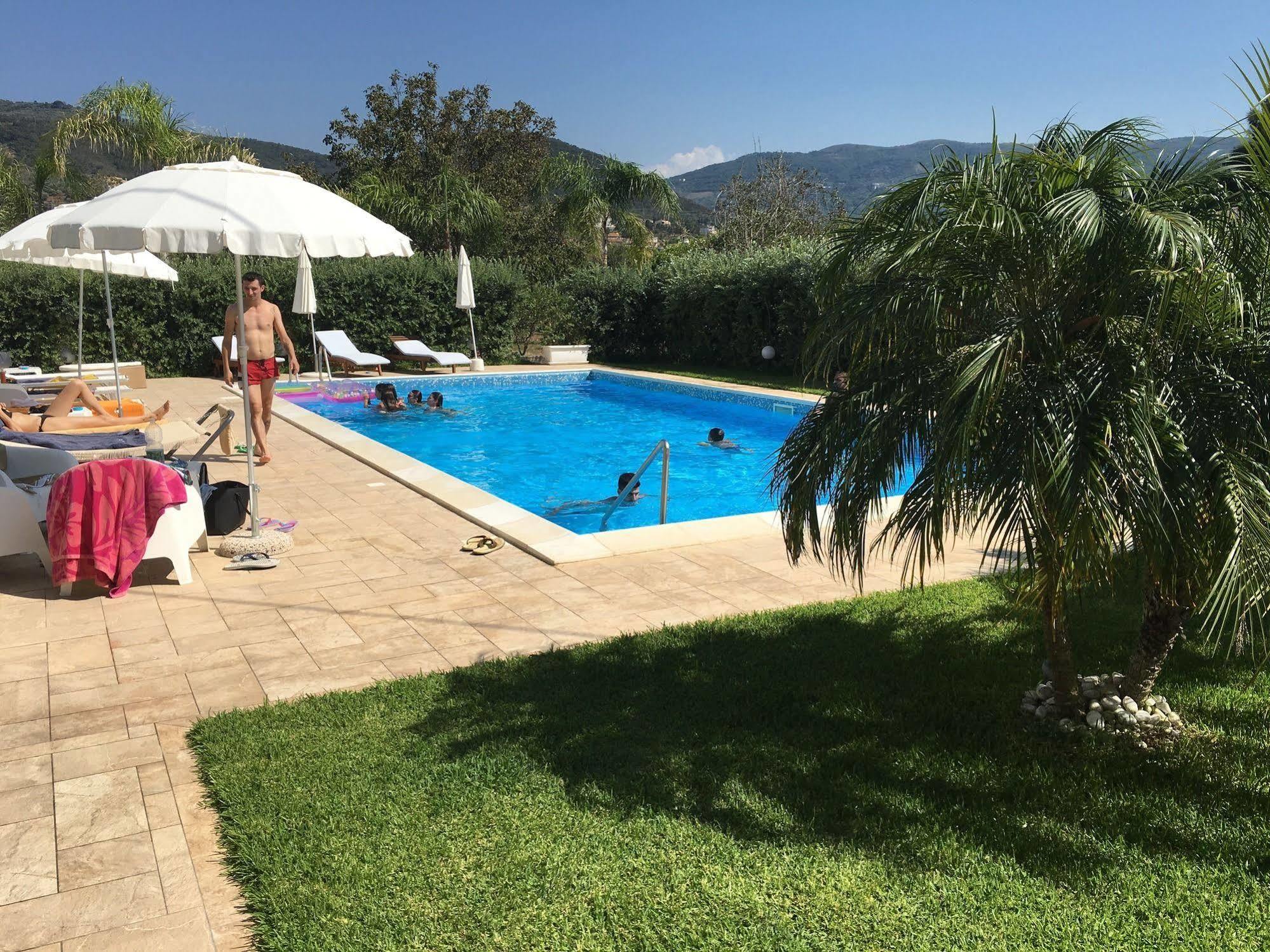B&B Il Girasole Capo dʼOrlando Dış mekan fotoğraf